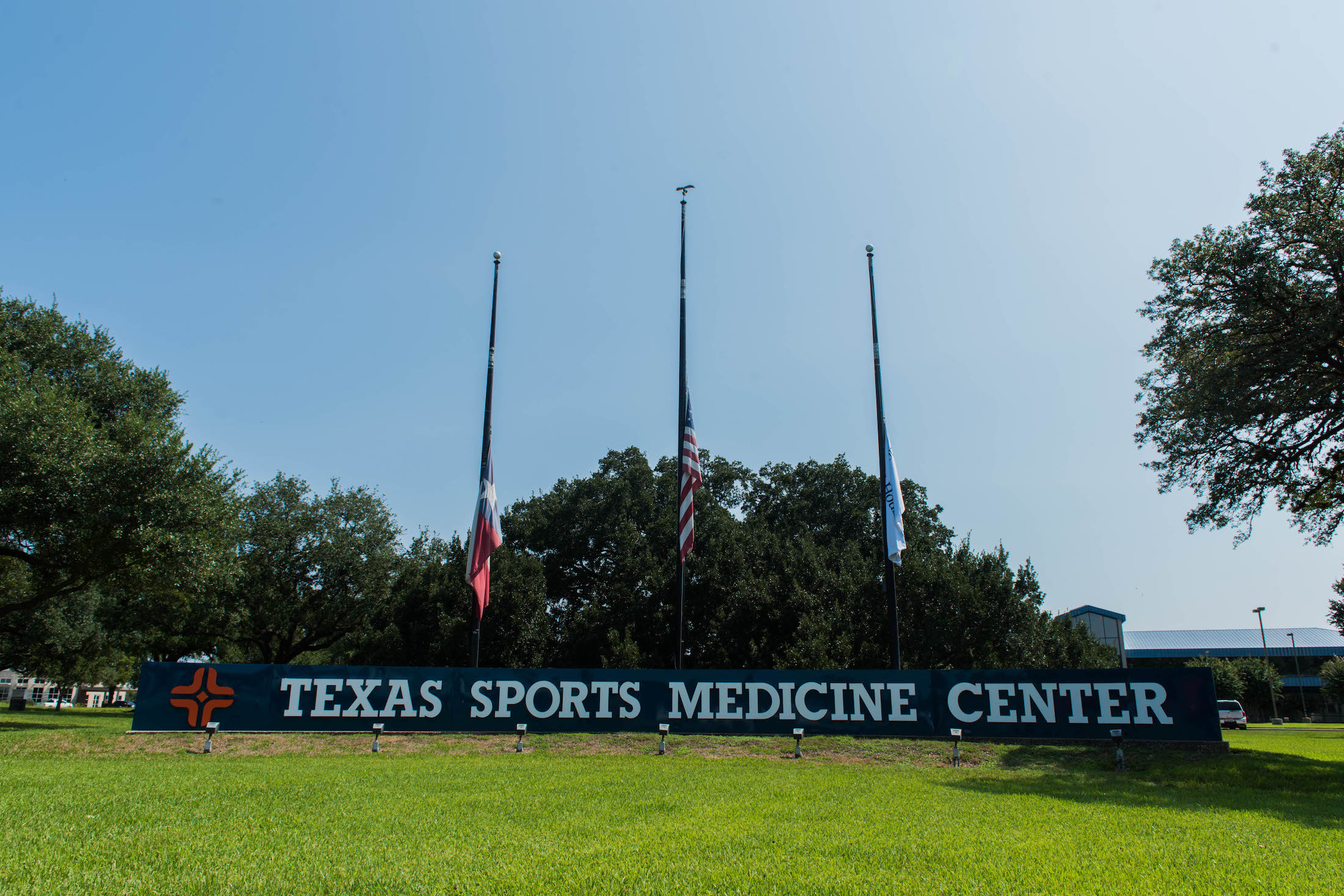 Texas sports medicine center sign